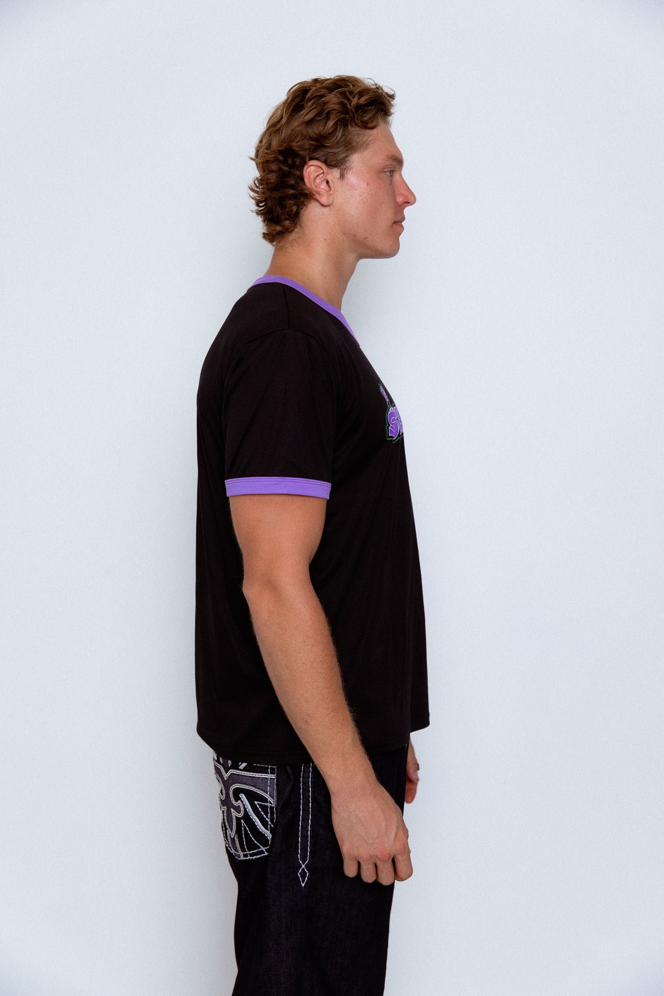 'SELECTAH' ringer tee in Black & Purple